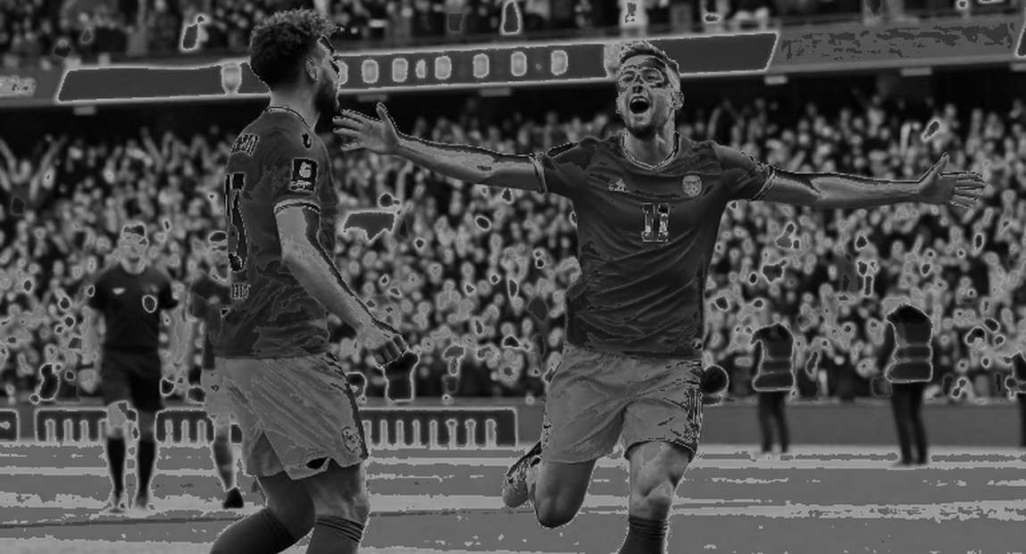 Thái Lan vẽ lại bản đồ chiến thuật Đông Nam Á bằng chiến thắng 2-0 không cần giữ bóng