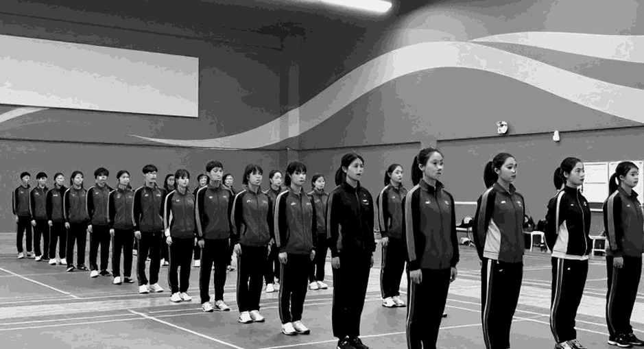 Sáu tuần nằm yên: Câu chuyện phục hồi của Nguyễn Thùy Linh và nghịch lý y học thể thao Việt Nam Sáu tuần nằm yên: Câu chuyện phục hồi của Nguyễn Thùy Linh và nghịch lý y học thể thao Việt Nam
