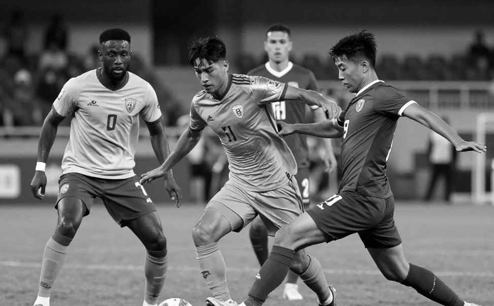 Max Maeder vô địch châu Âu lần thứ ba liên tiếp tại Akyaka, khép mùa giải bất bại 7/7