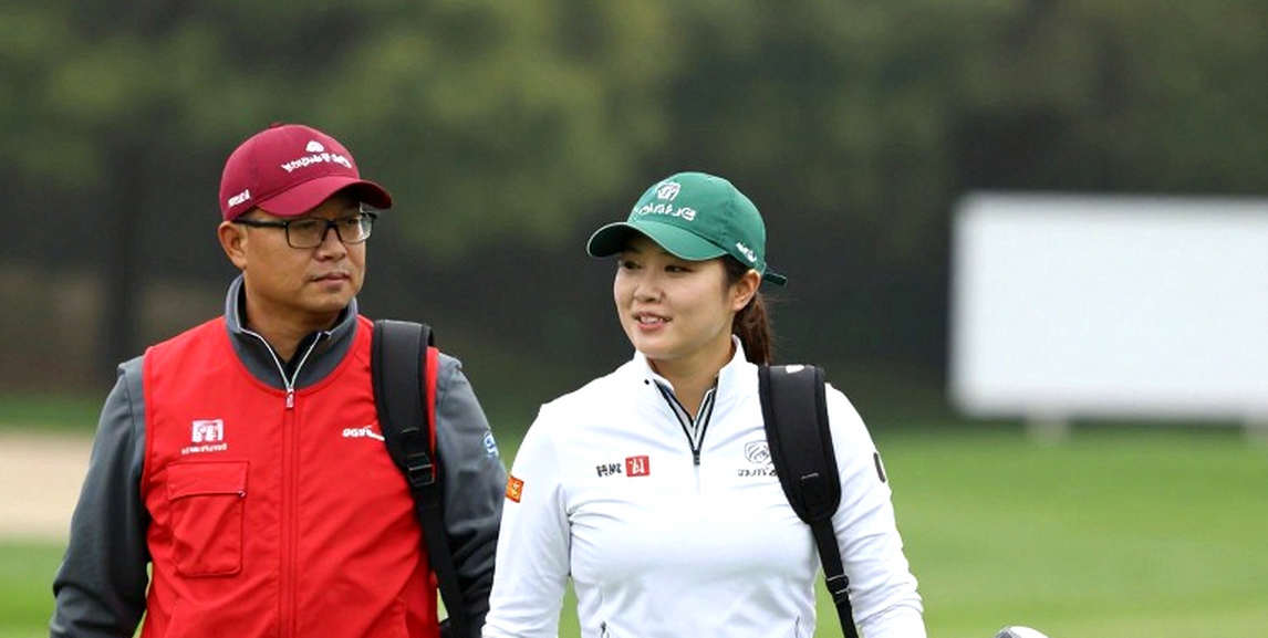 Vụ sụp đổ Good Good: CEO ra đi sau quảng cáo gây tranh cãi, ngành golf lần đầu tiên thấy bộ máy trừng phạt thương hiệu vận hành toàn diện Vụ sụp đổ Good Good: CEO ra đi sau quảng cáo gây tranh cãi, ngành golf lần đầu tiên thấy bộ máy trừng phạt thương hiệu vận hành toàn diện