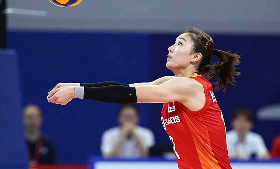 Cầu thủ trẻ 13 tuổi Qatar gây sốc với 12 điểm và 5 đòn block tại Asian Championship