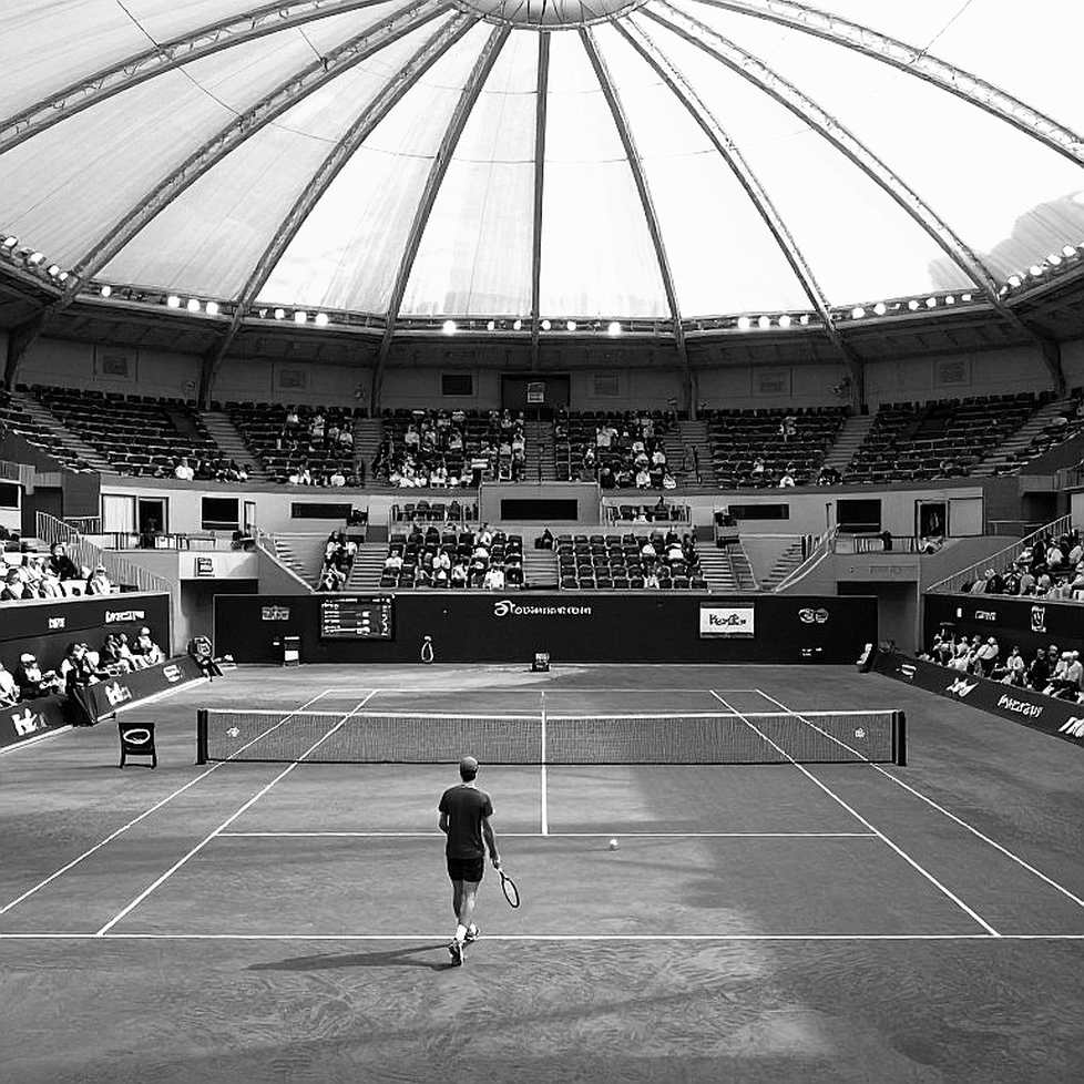 Wuhan Open: Swiatek hạ Frech 6-2, 6-1 — 102 phút cho một tỷ số tưởng chừng dễ dàng