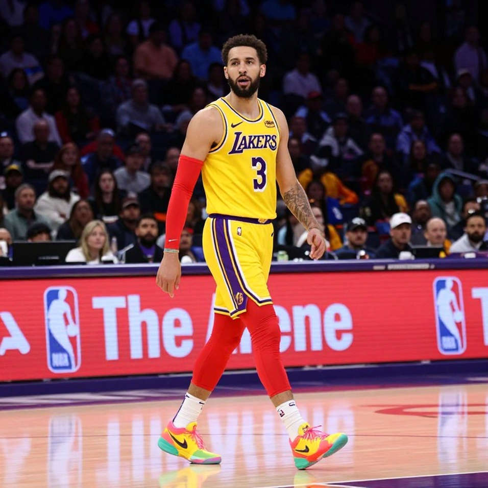 NBA phạt Clippers lịch sử: Bài học đắt giá cho kẻ săn sao bằng mọi giá NBA phạt Clippers lịch sử: Bài học đắt giá cho kẻ săn sao bằng mọi giá
