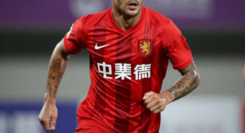 Hồ sơ trống giữa kỳ chuyển nhượng: khi nhà phân tích V.League phải học cách nói "không đủ thông tin"