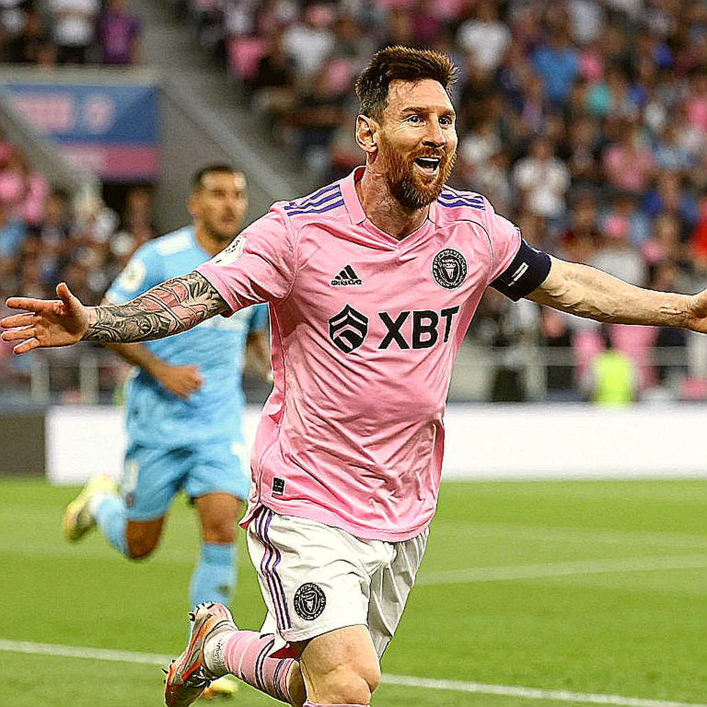 FIFA tôn vinh hai ngôi sao trẻ của bóng đá Việt Nam trước ngày ra mắt ASEAN Cup: Đình Bắc và Ngô Đăng Khoa mang theo cả kỳ vọng lẫn rủi ro