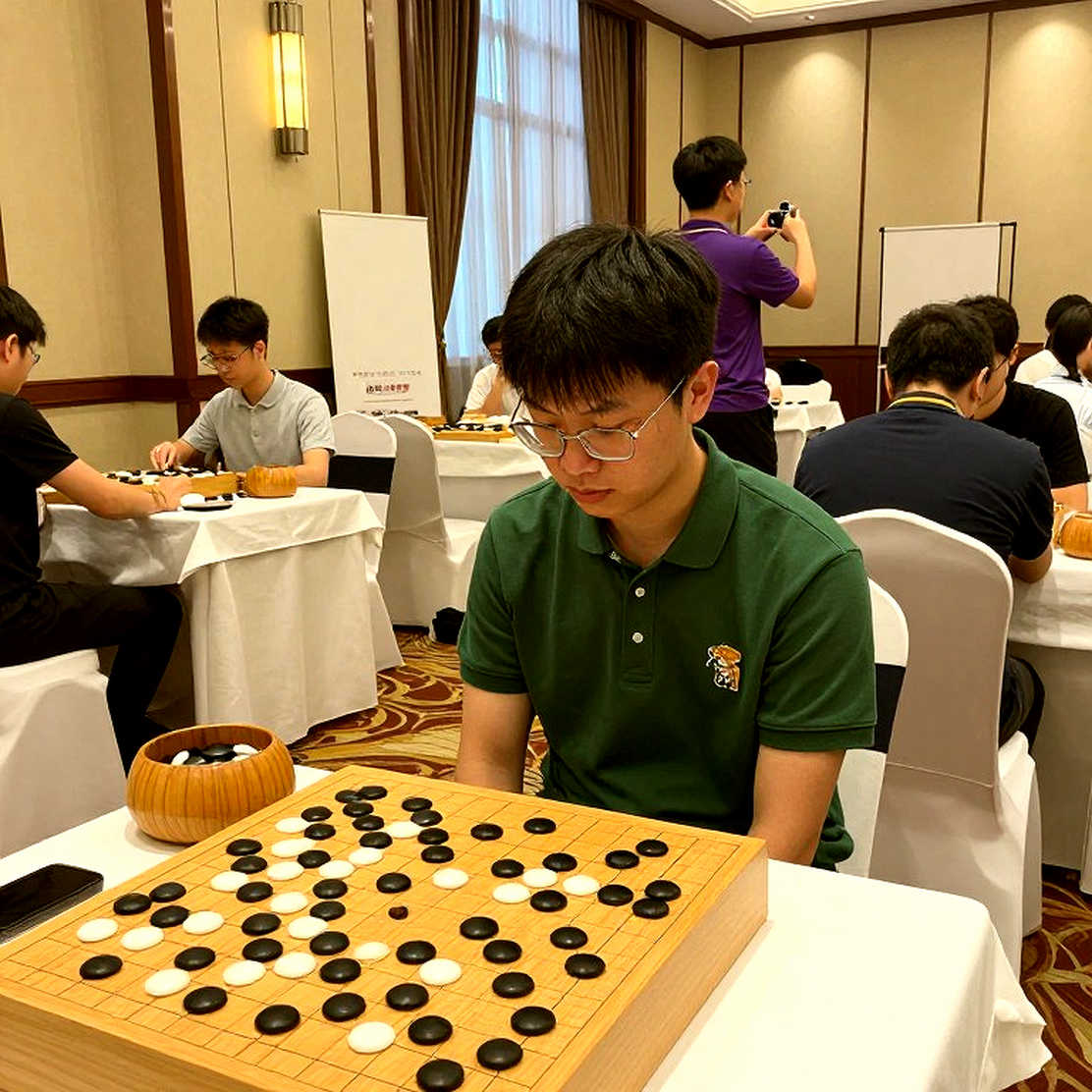 Ba nước đi ở bàn số 3: ván cờ lật ngược cục diện Olympiad của Ấn Độ