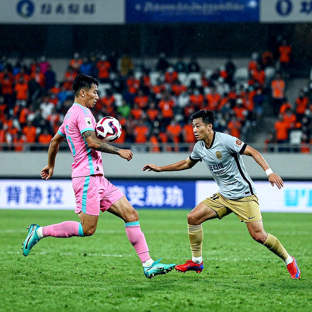 Cấu trúc chìm của V.League: Điều bóng đá Việt Nam không nói ra