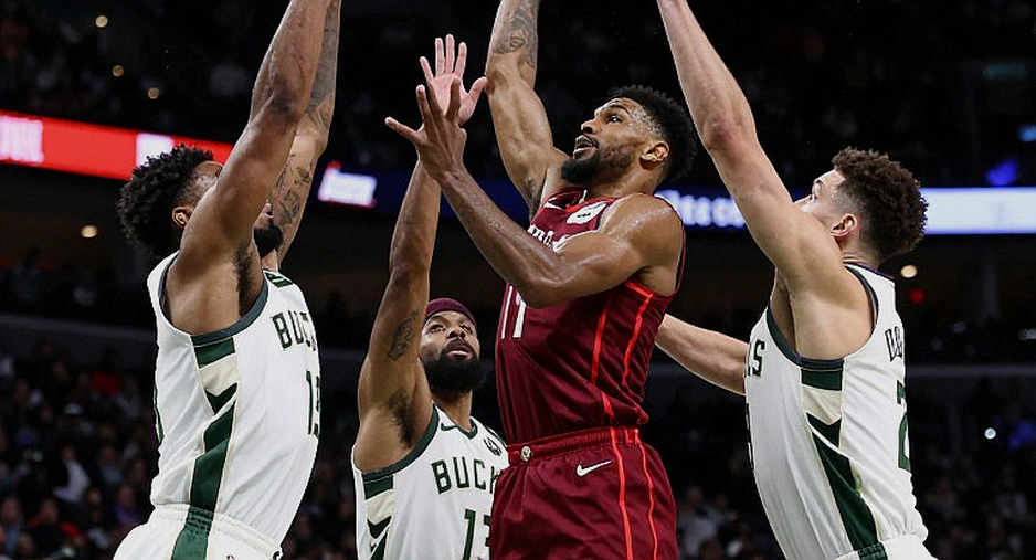 Án phạt lịch sử: Clippers mất 5 lượt pick vòng 1, Ballmer bị treo giò 1 năm vì lách luật lương với Kawhi Leonard Án phạt lịch sử: Clippers mất 5 lượt pick vòng 1, Ballmer bị treo giò 1 năm vì lách luật lương với Kawhi Leonard