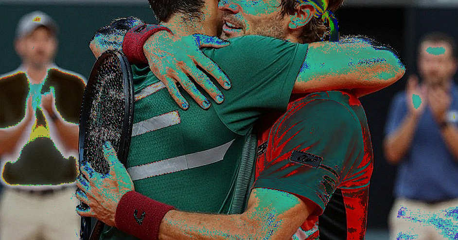 Xoay tua trước Tottenham: Kết quả trước, phút thi đấu sau