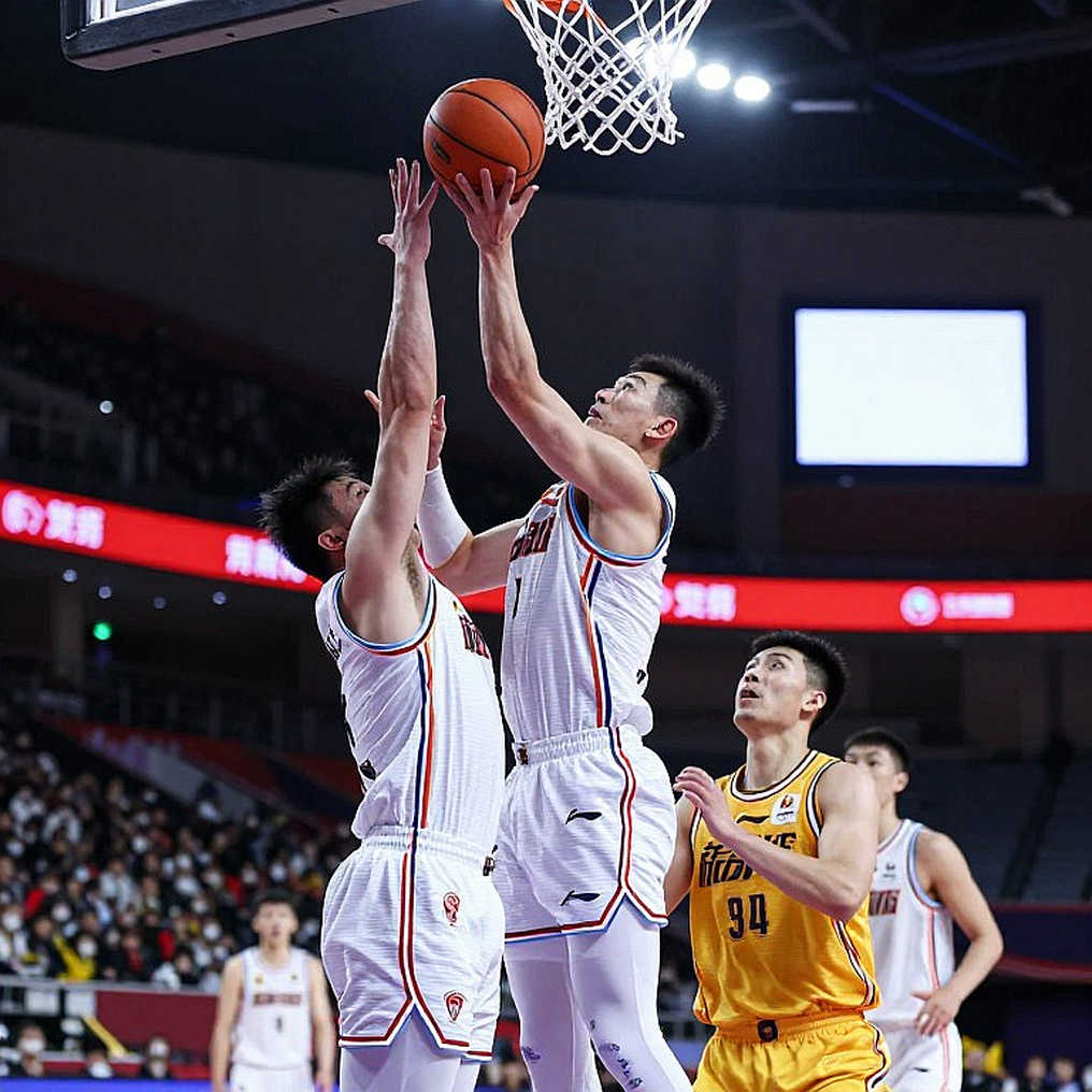Giannakopoulos kêu gọi đưa CSKA Moscow trở lại EuroLeague và công kích Olympiacos về lập trường với NBA